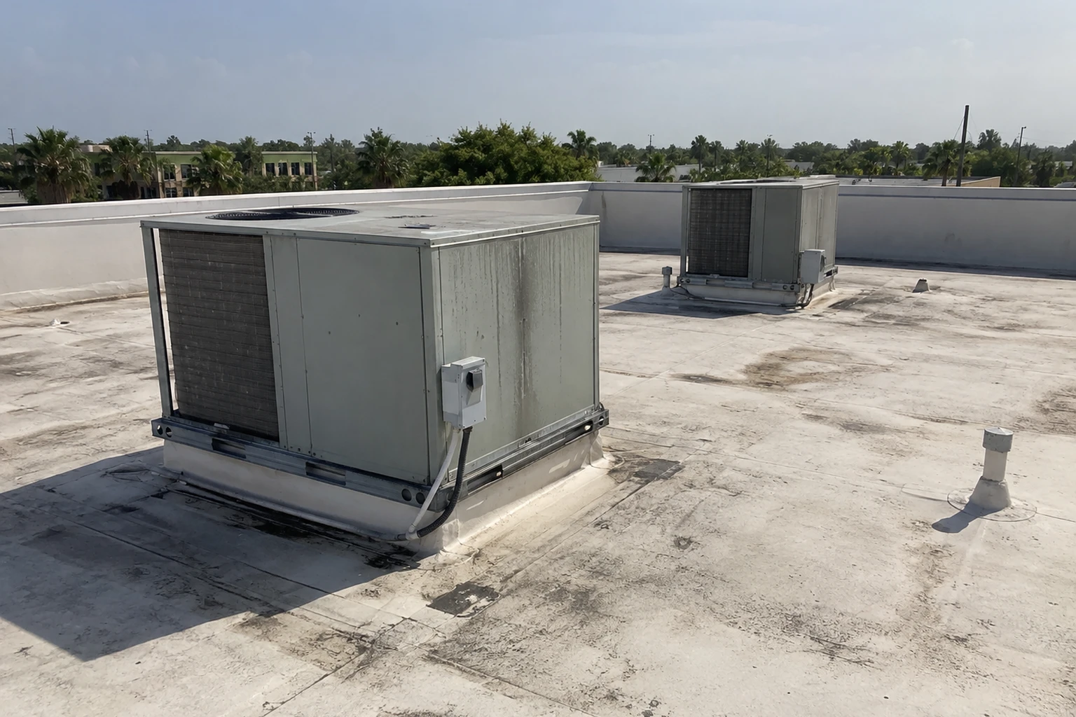 Commercial Roofing in West Oakland Park Boulevard Corridor, Oakland Park, FL