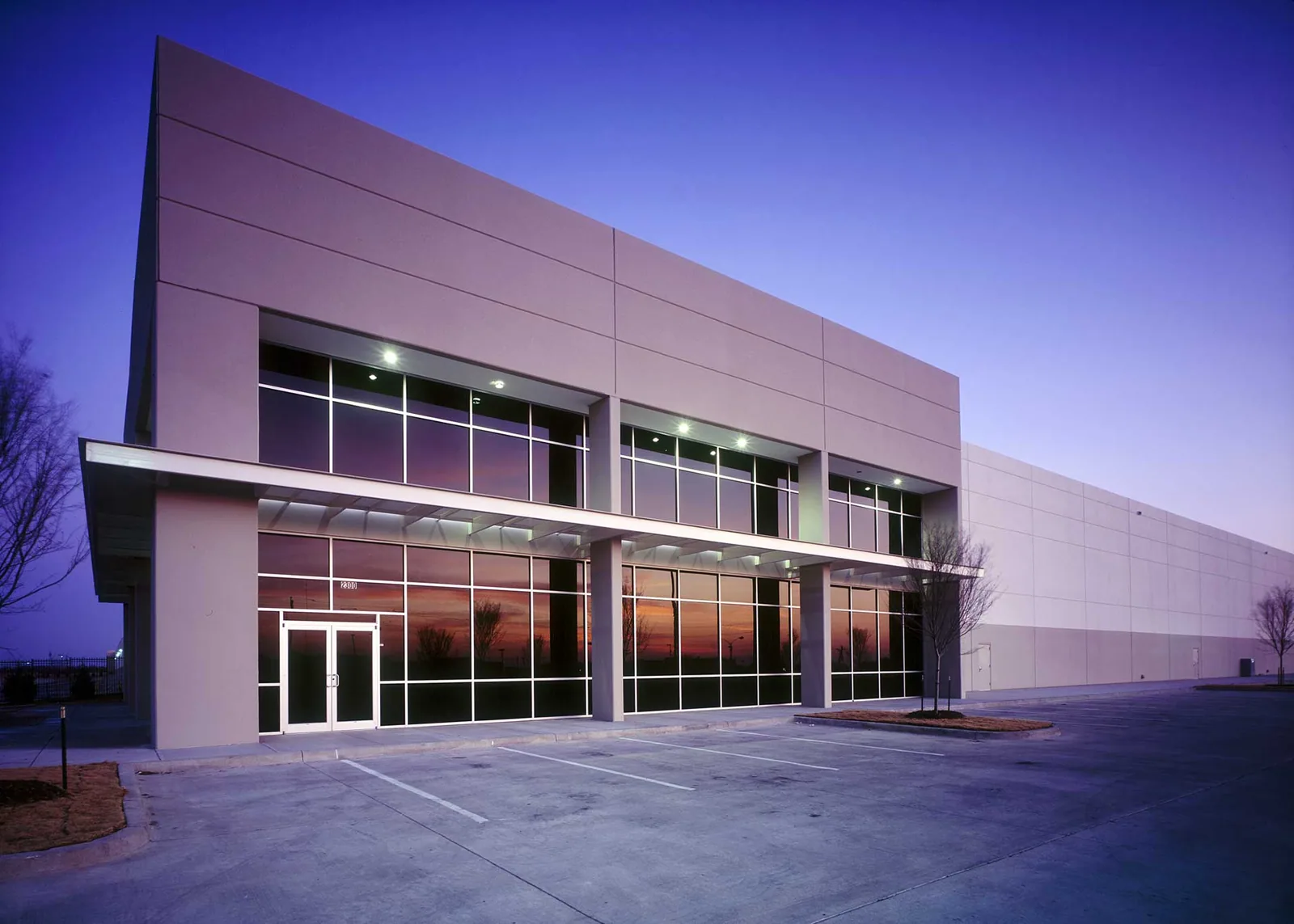 Distribution Center Roofing in Hollywood, FL