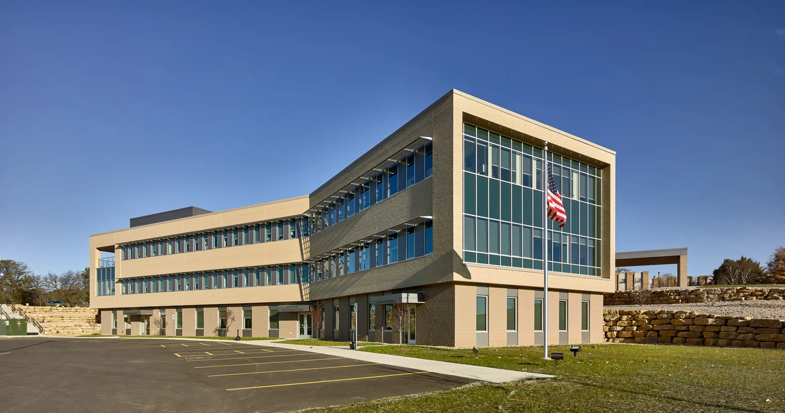 Government Building Roofing in Hollywood, FL