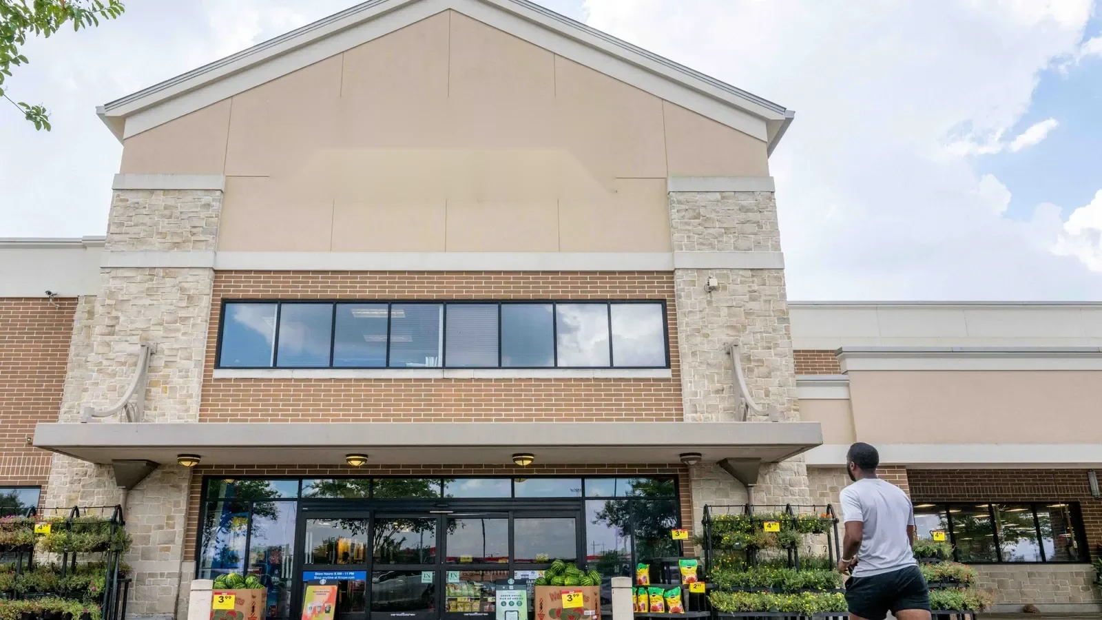 Grocery Store Roofing in Hollywood, FL