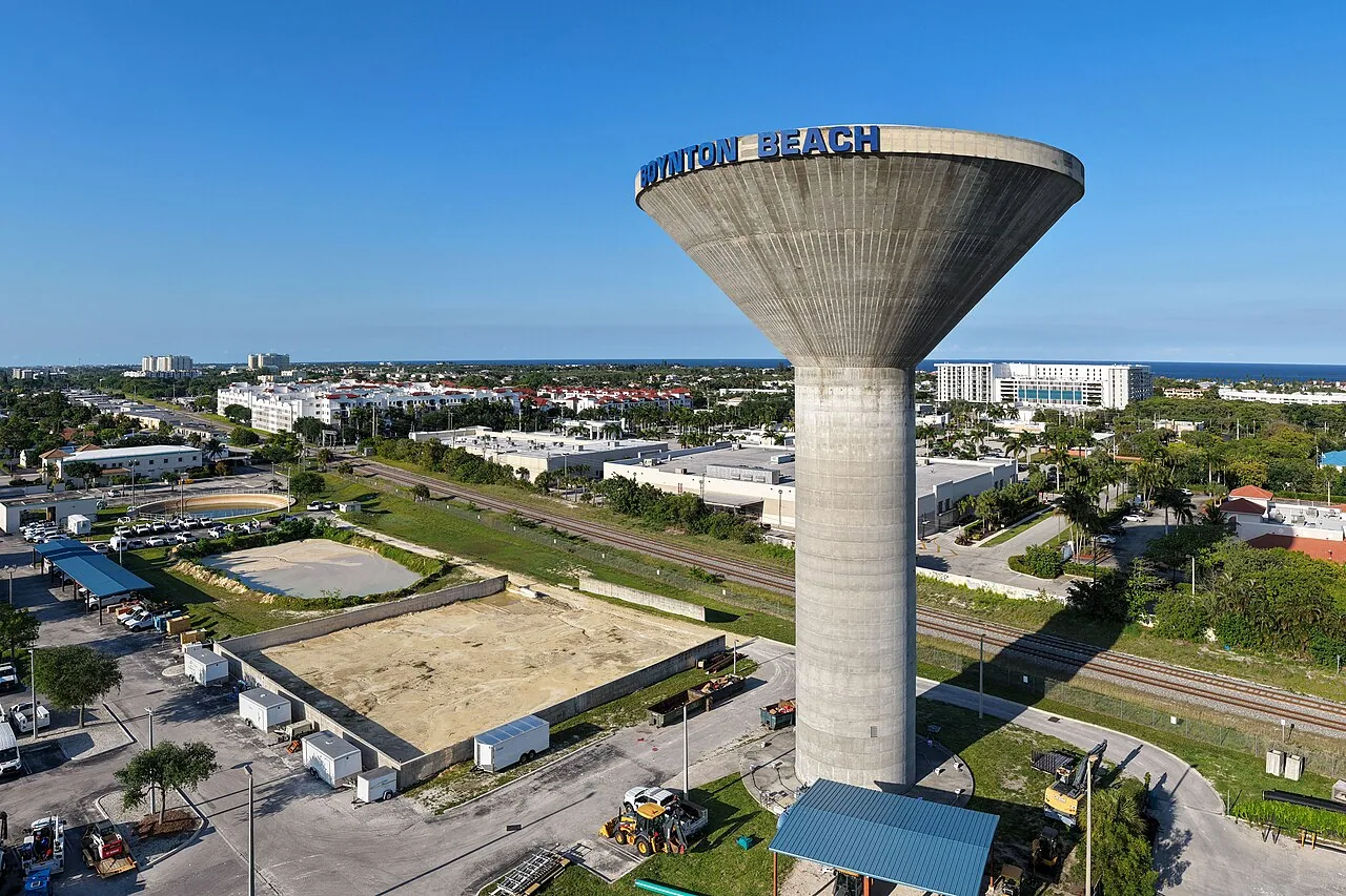 Commercial Roofing in Hallandale Beach Gateway East, Hallandale Beach, FL
